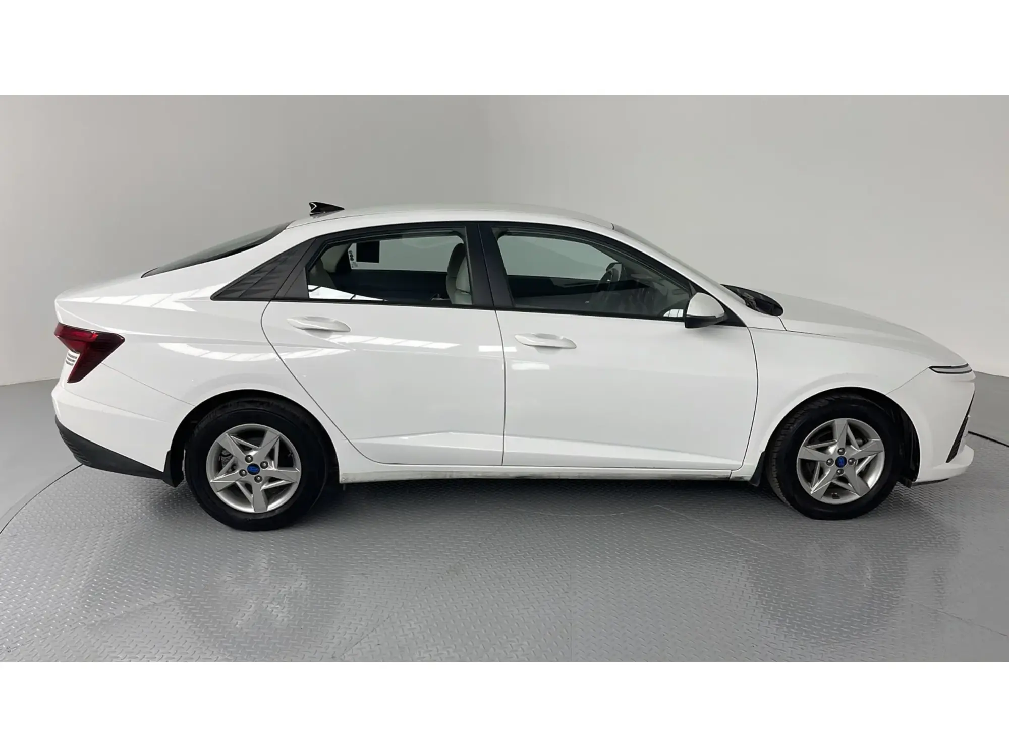 Hyundai Accent Smart 2024