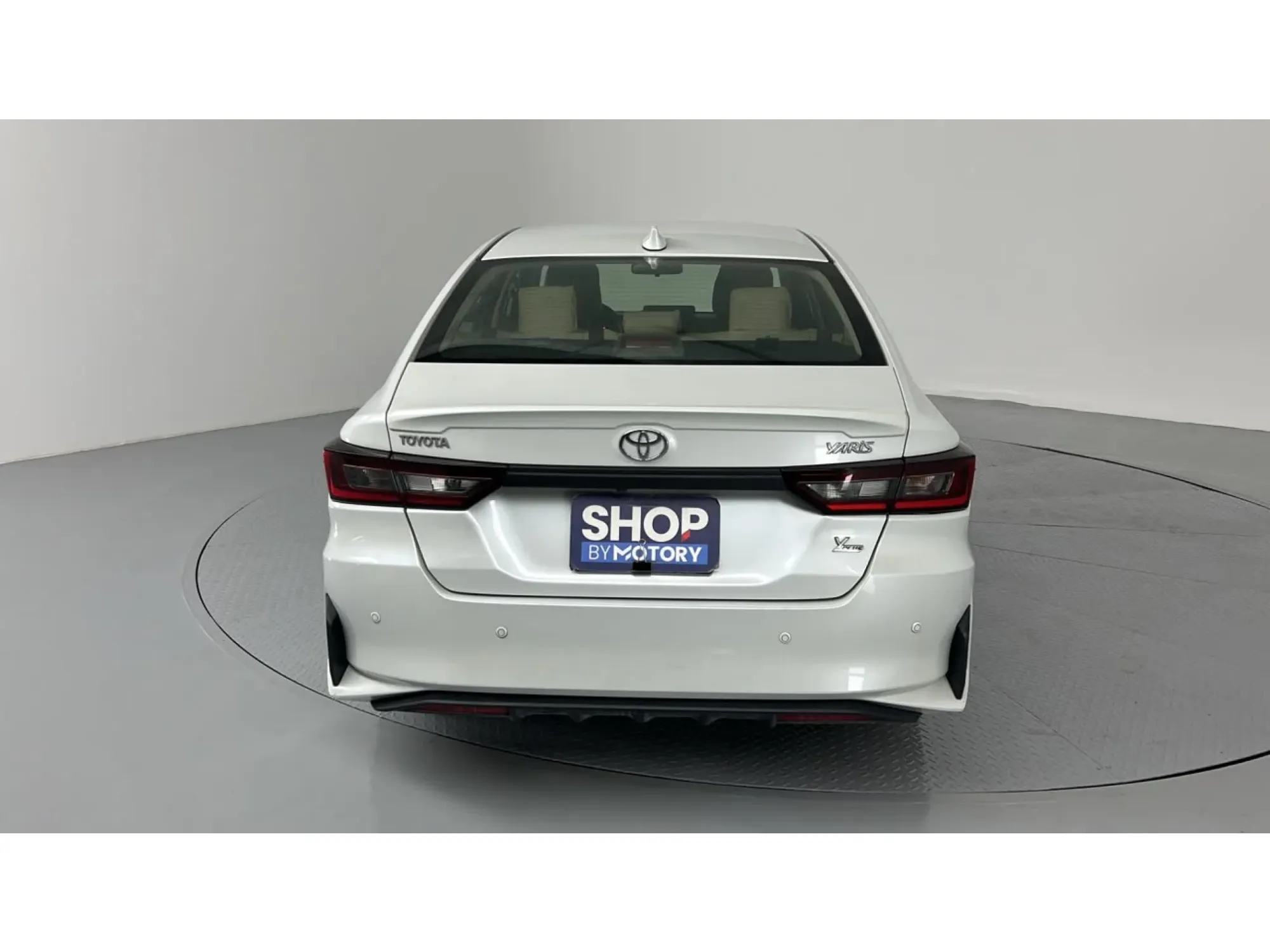 Toyota Yaris Y PLUS 2023