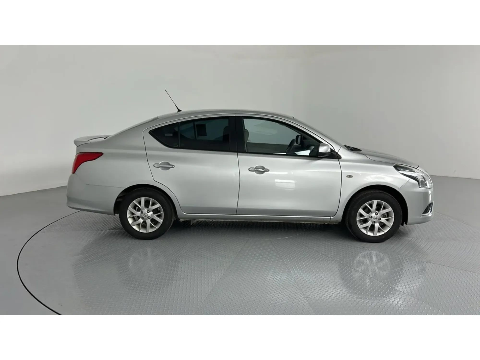 Nissan Sunny COMFORT 2023