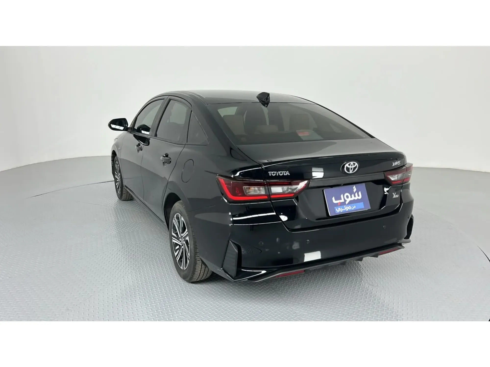 Toyota Yaris Y PLUS 2024