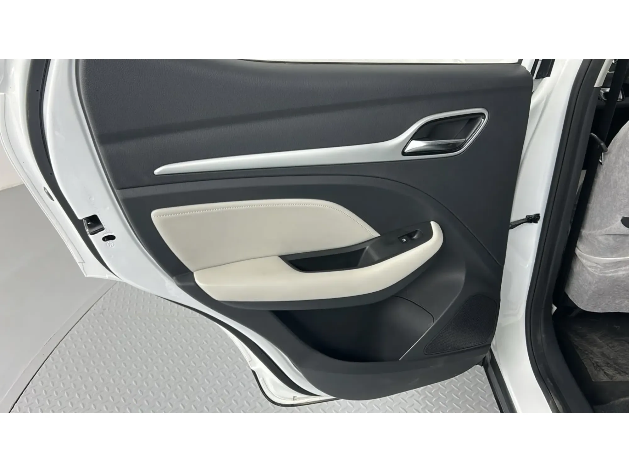 MG ZS LUXURY 2024