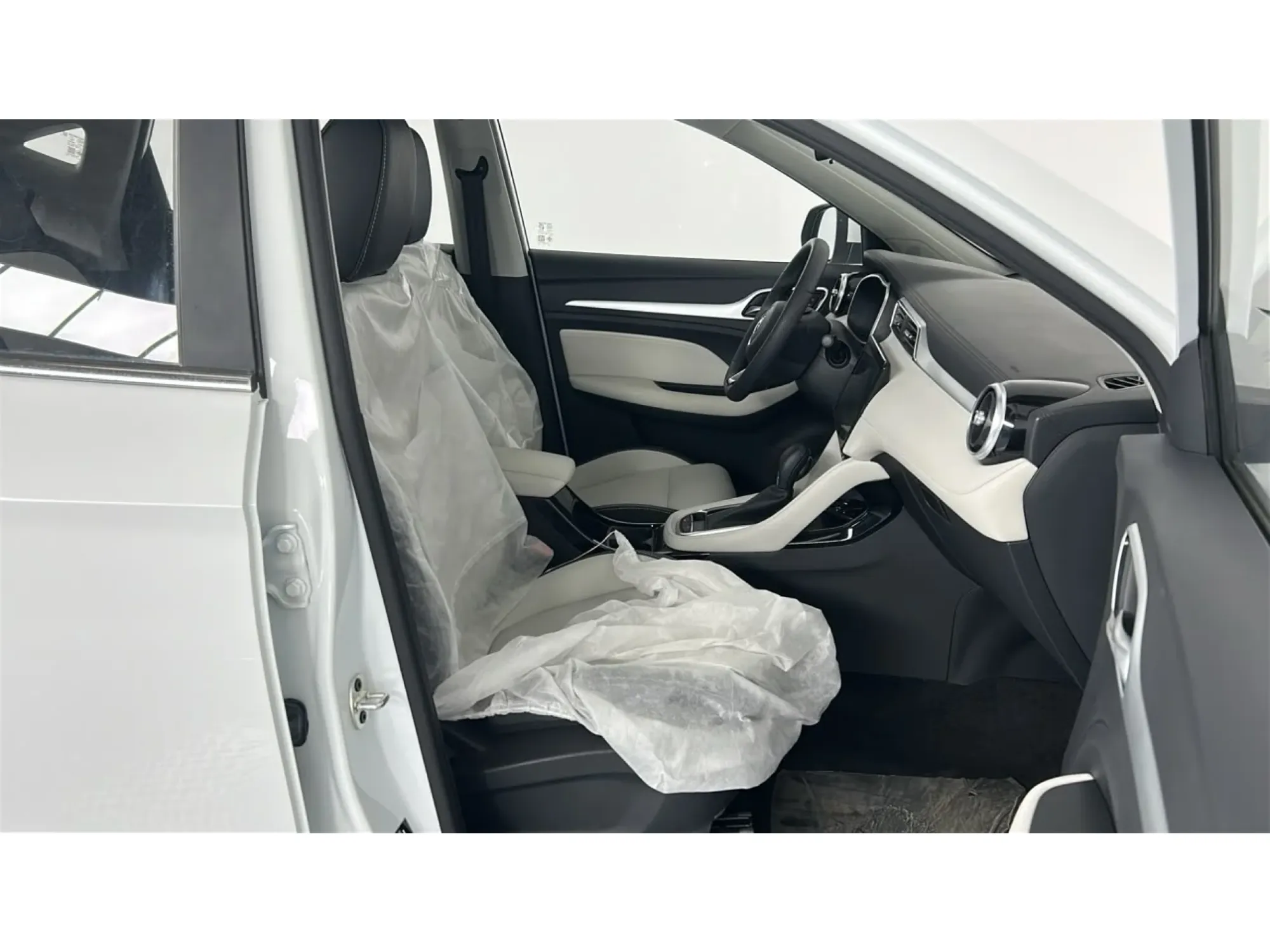 MG ZS LUXURY 2024