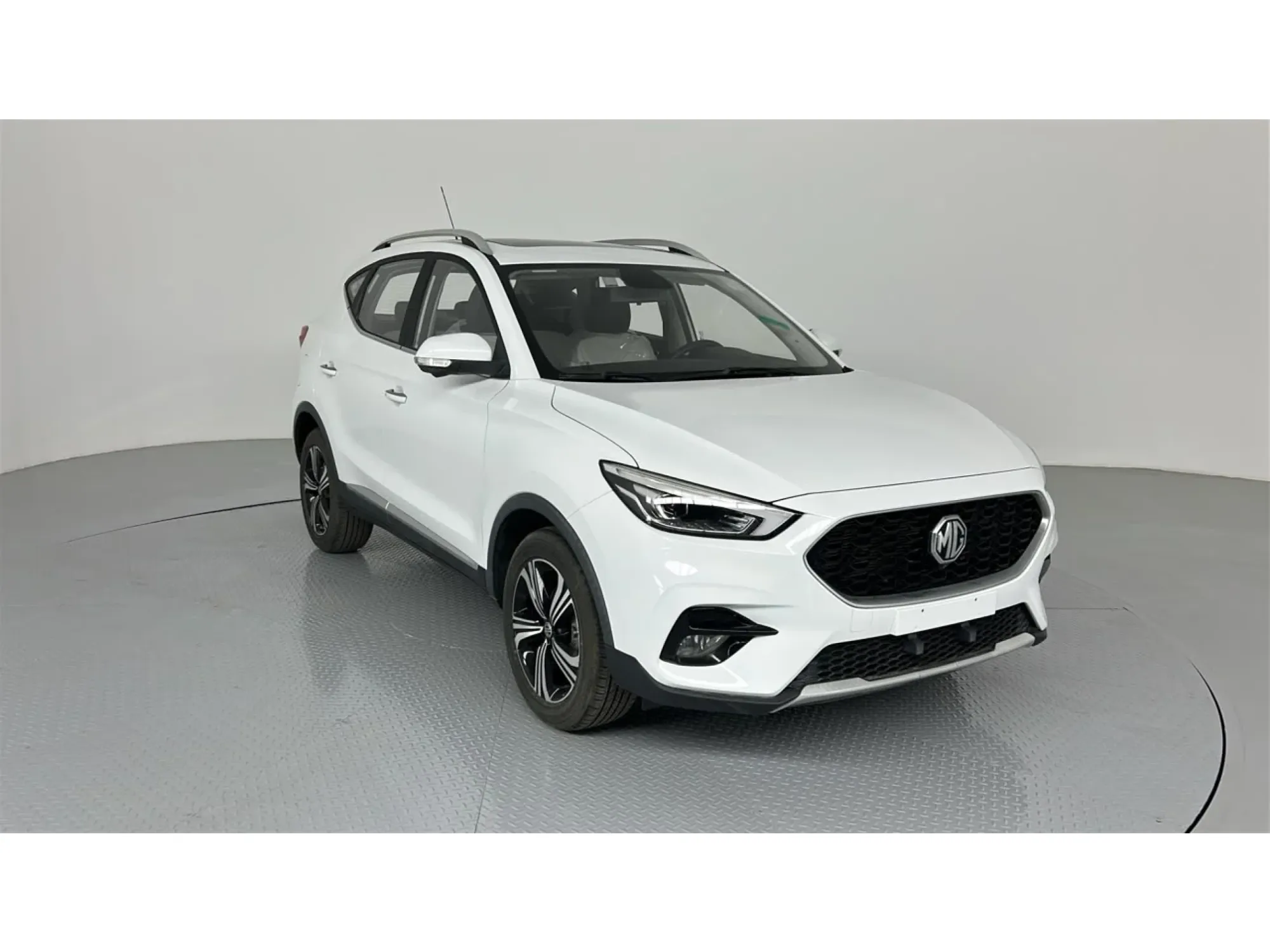 MG ZS LUXURY 2024