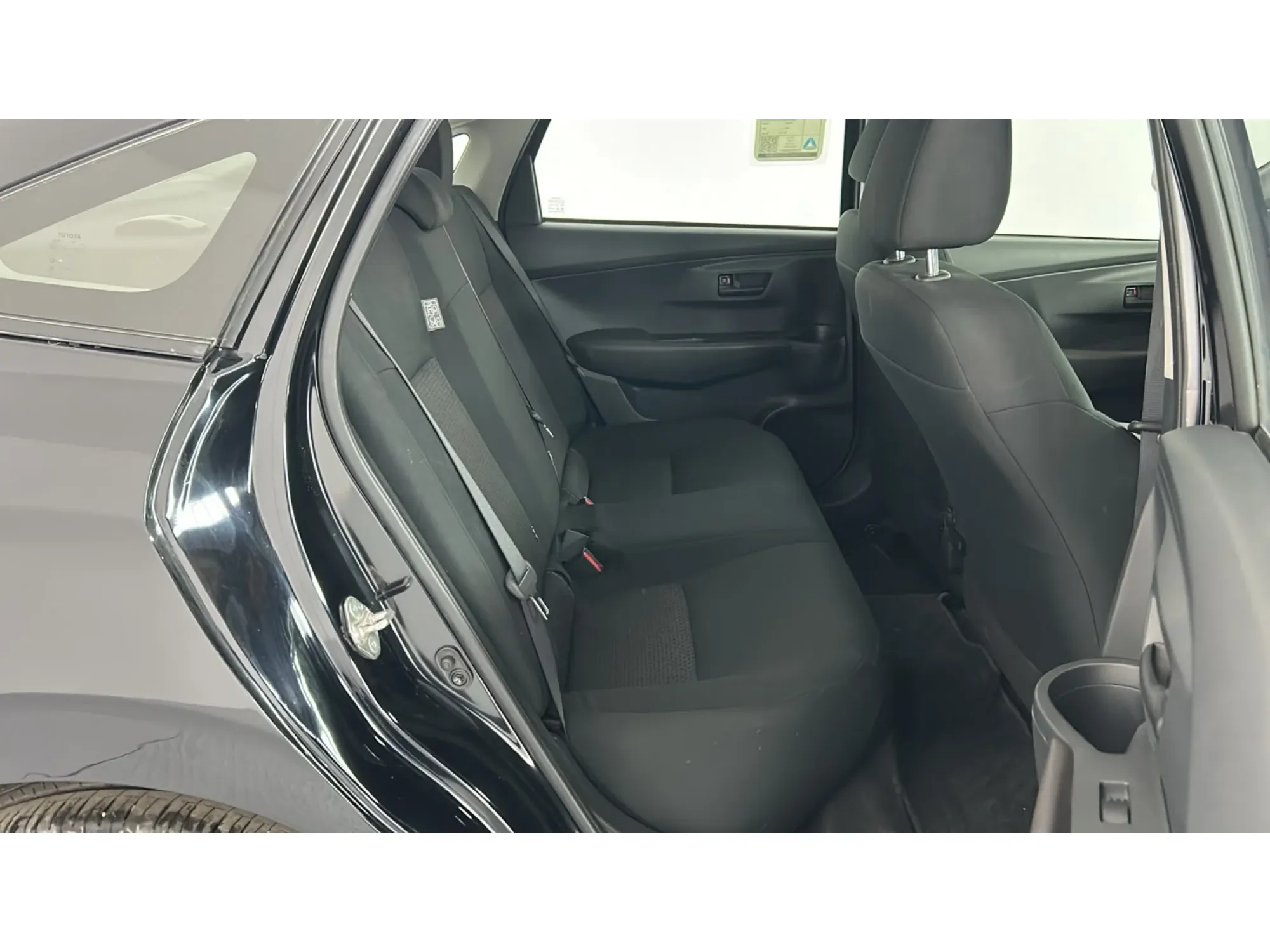 Toyota Yaris Y Plus 2023