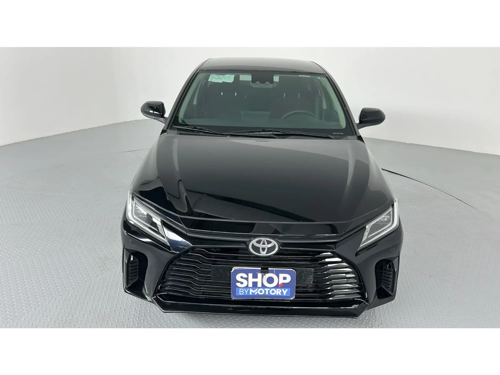 Toyota Yaris Y Plus 2023