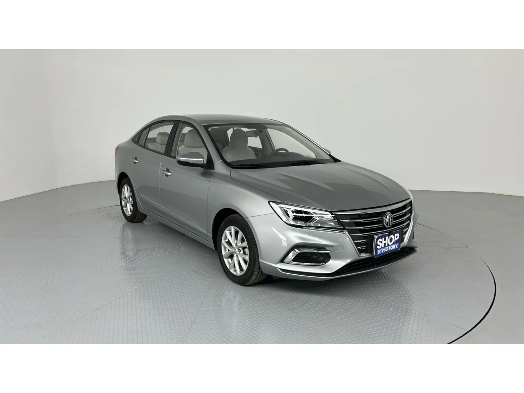 MG 5 STD 2025