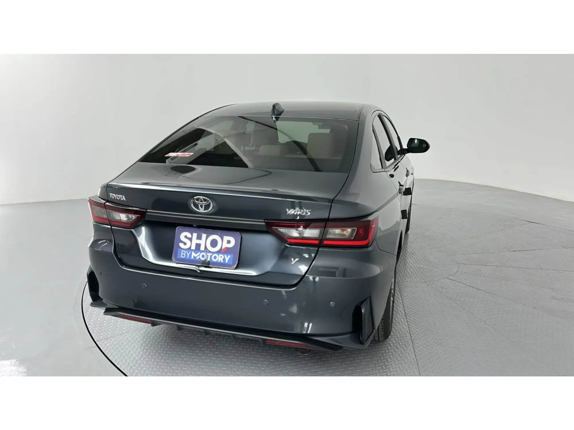 Toyota Yaris Y 2024