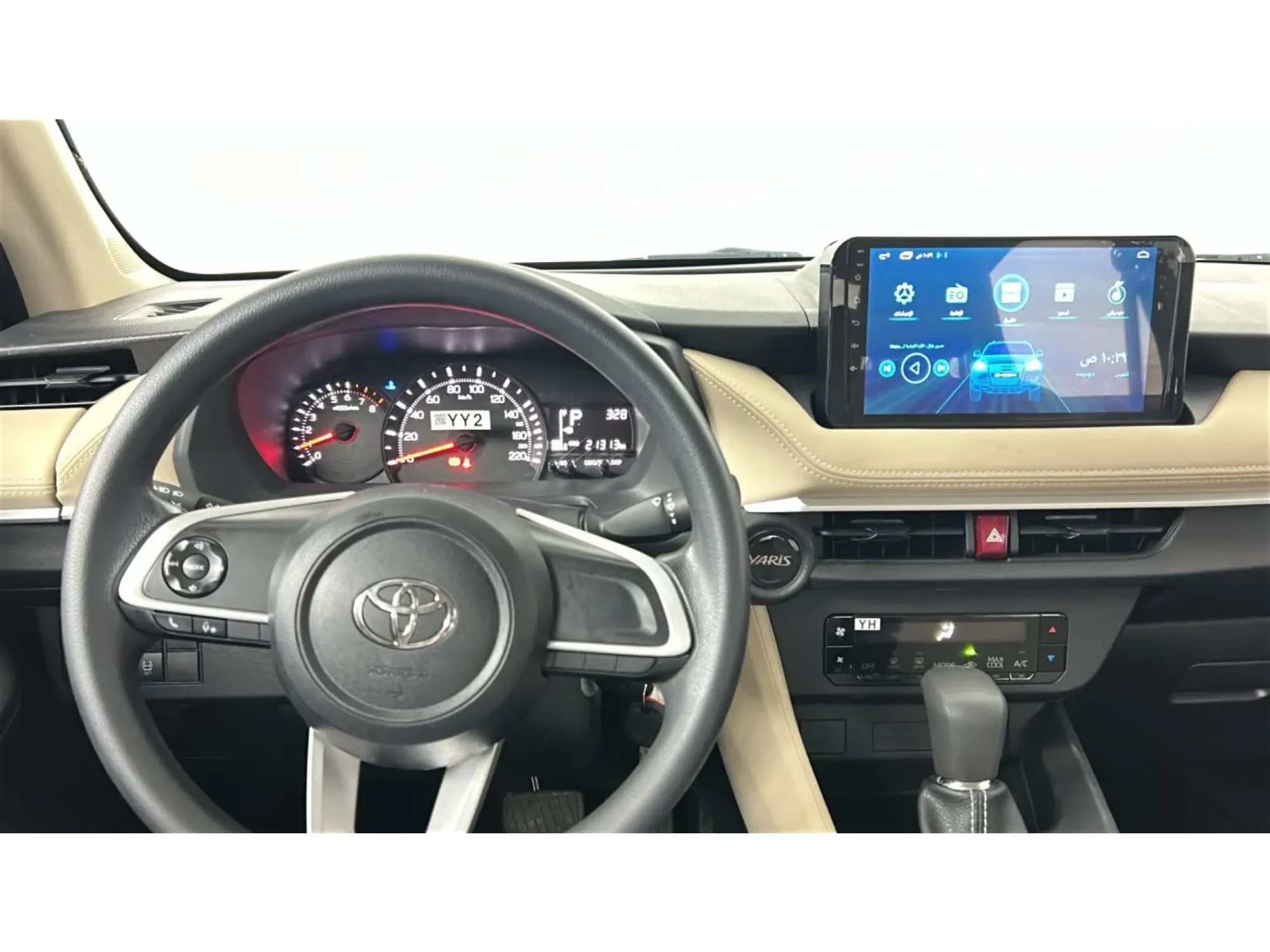 Toyota Yaris Y 2024