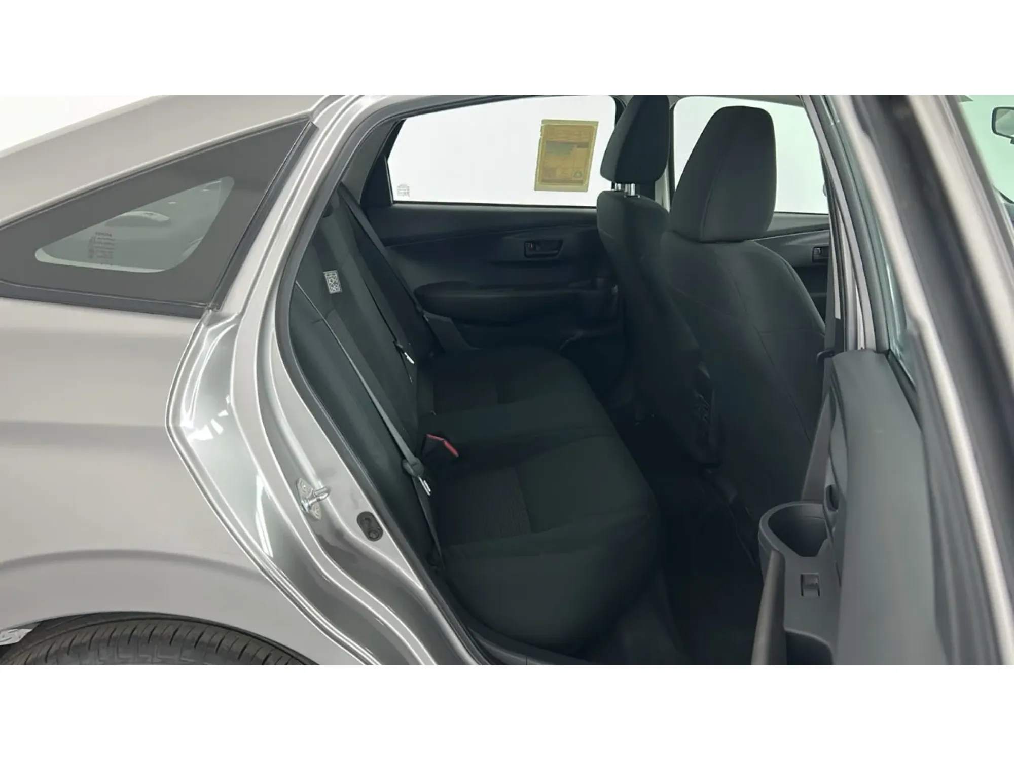 Toyota Yaris Y 2024