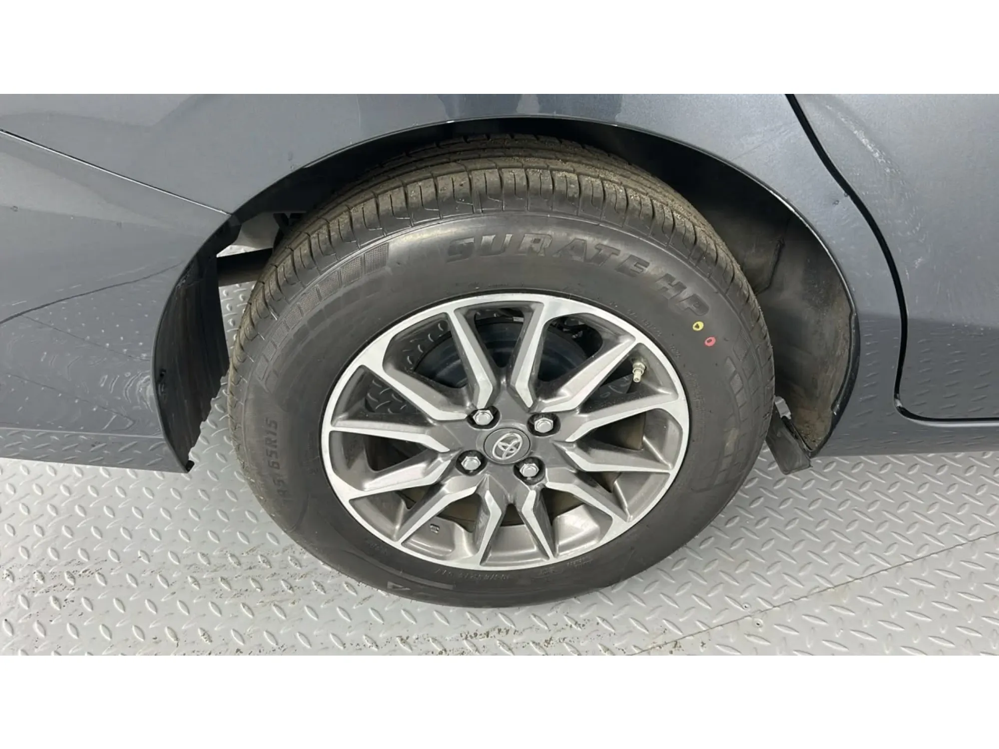 Toyota Yaris Y 2023