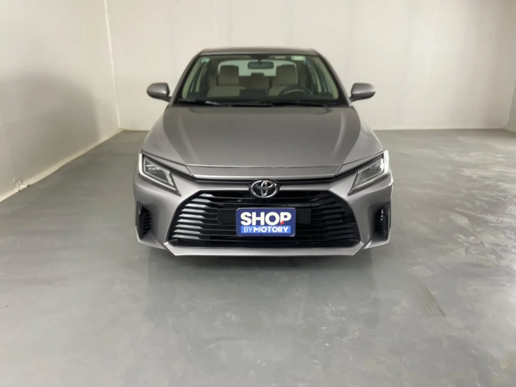 Toyota Yaris Y 2023