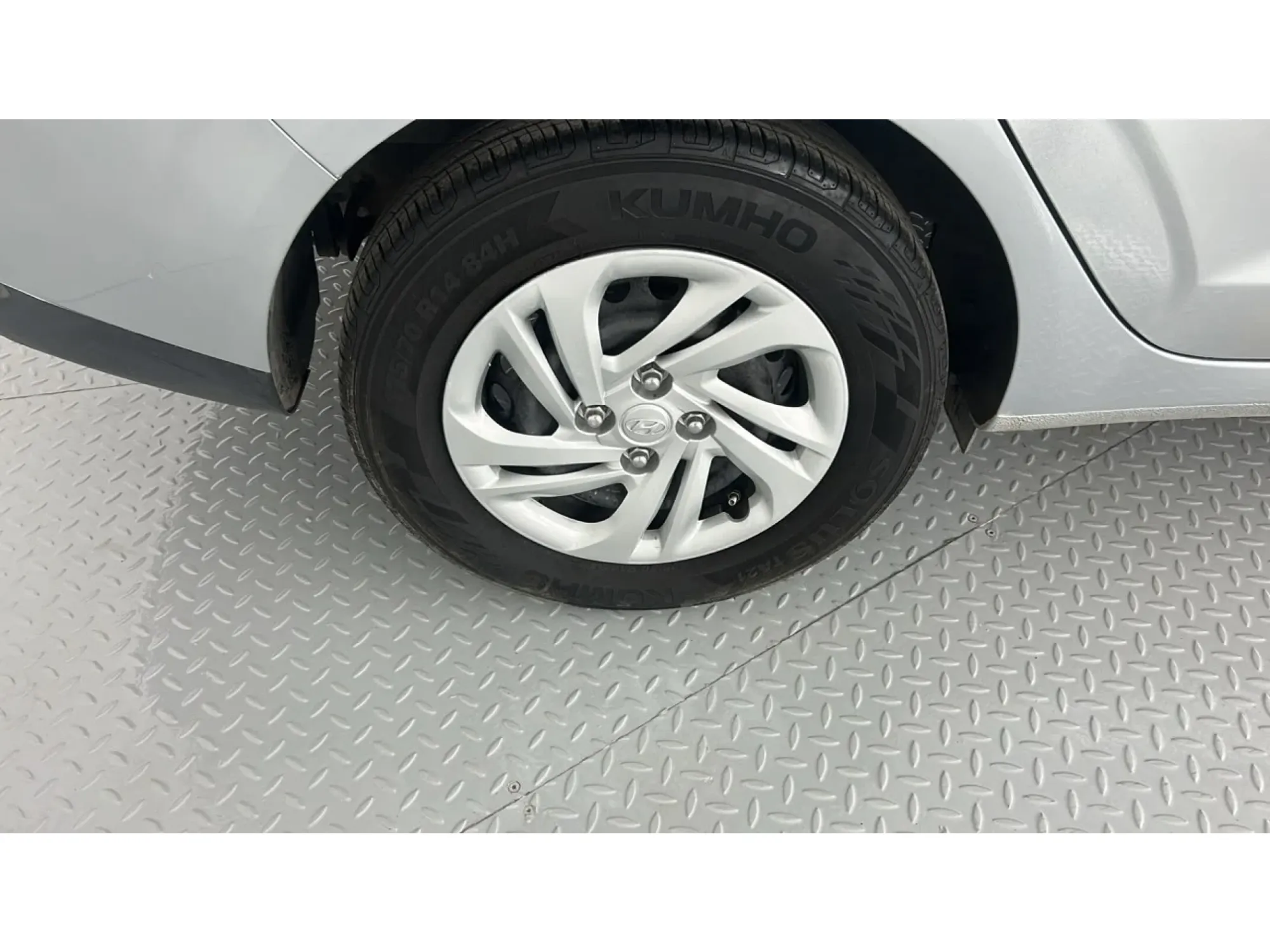 Hyundai GRAND i10 STD 2023