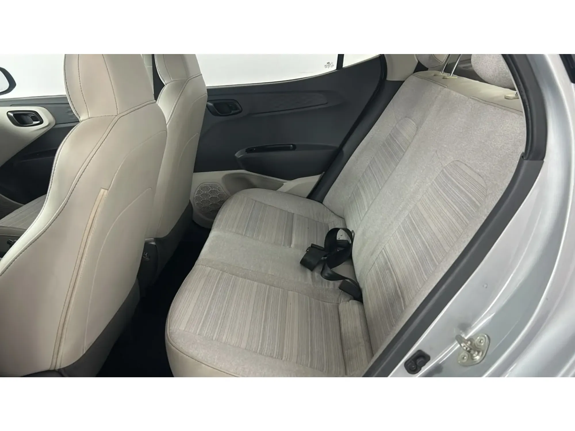 Hyundai GRAND i10 STD 2023
