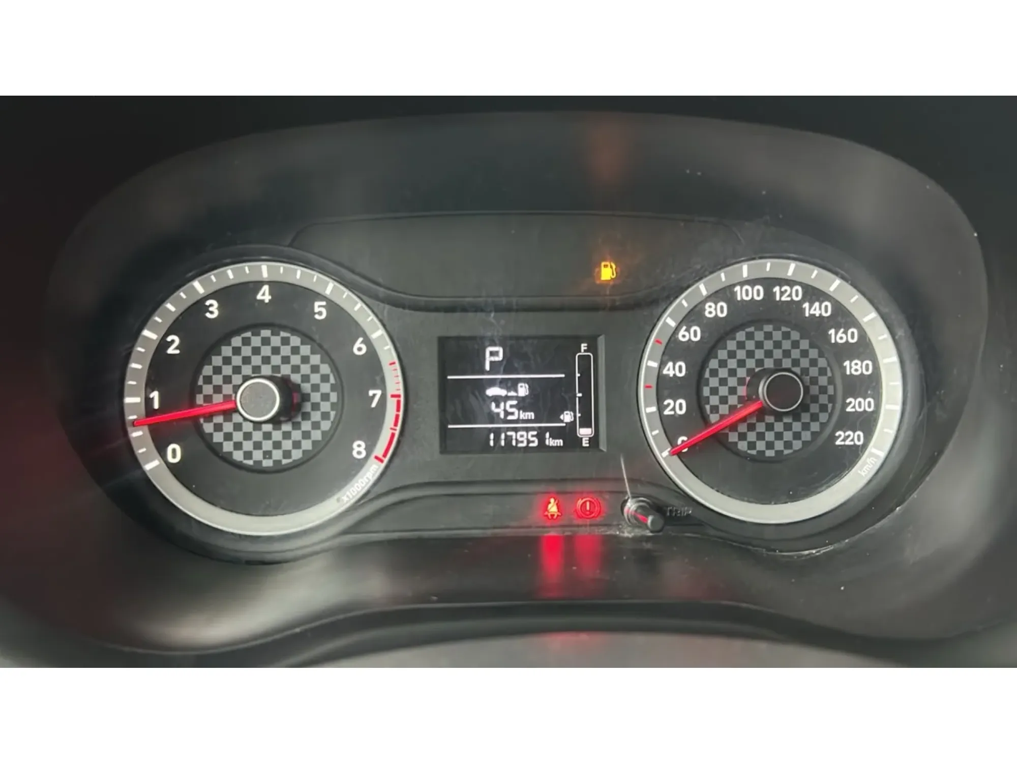 Hyundai GRAND i10 STD 2023
