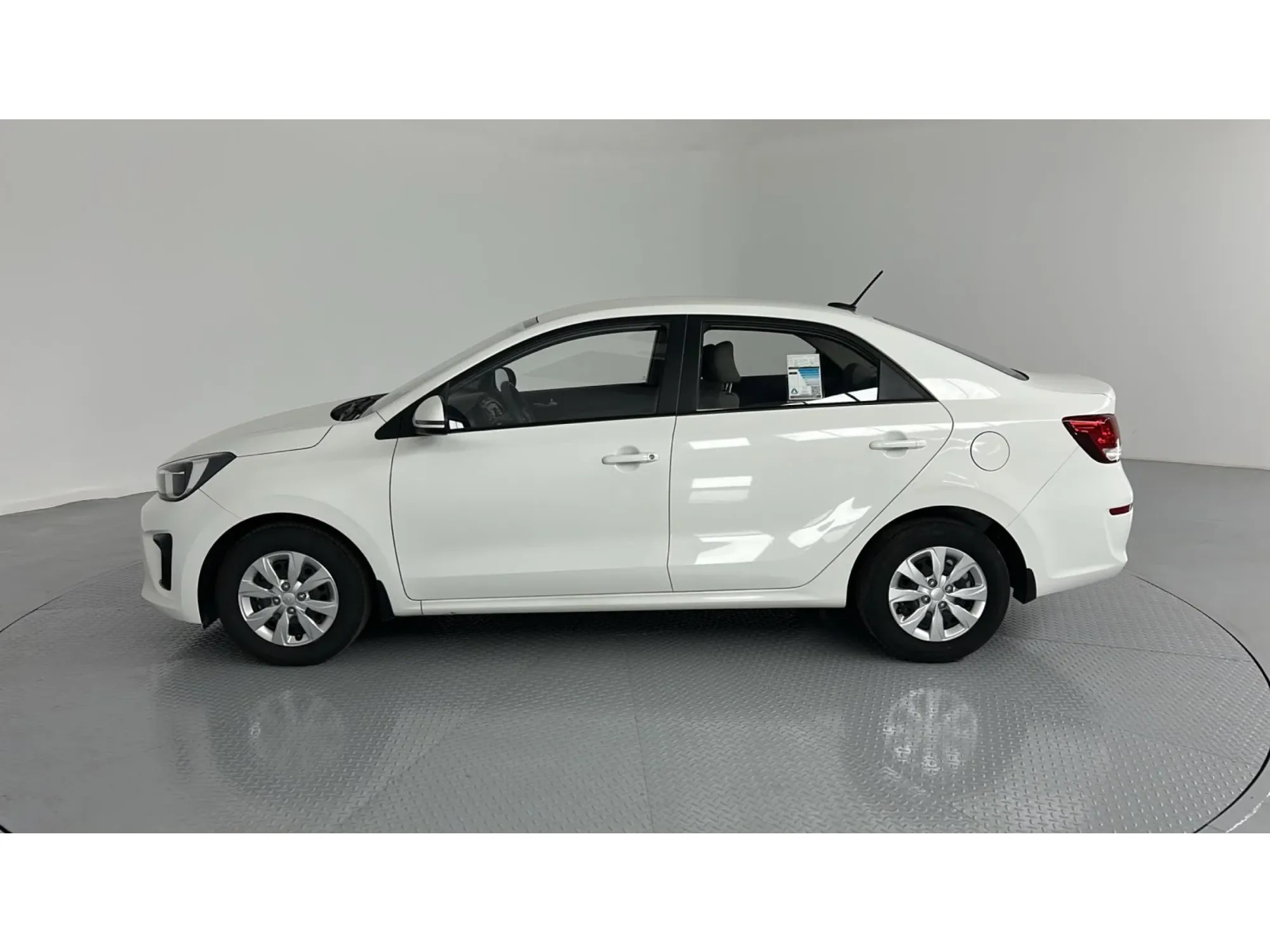 KIA Pegas GL 2026