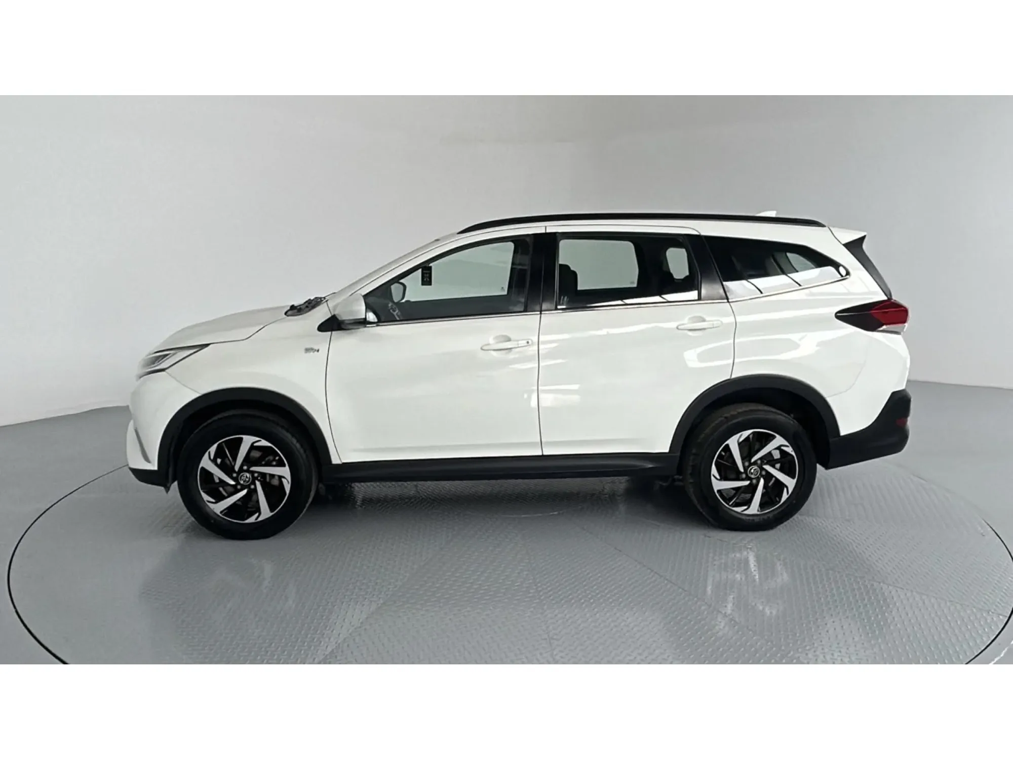 Toyota Rush Standard 2022