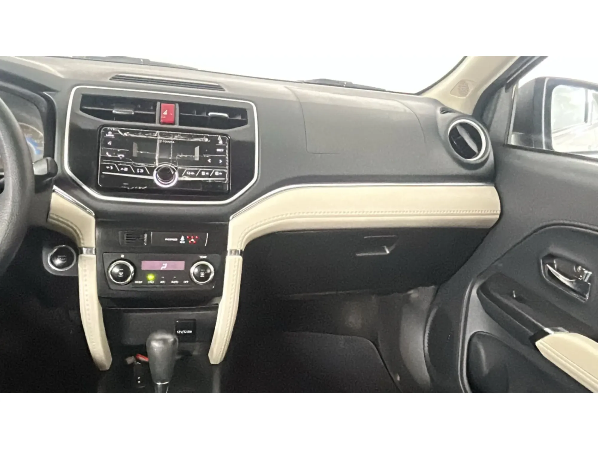 Toyota Rush Standard 2022