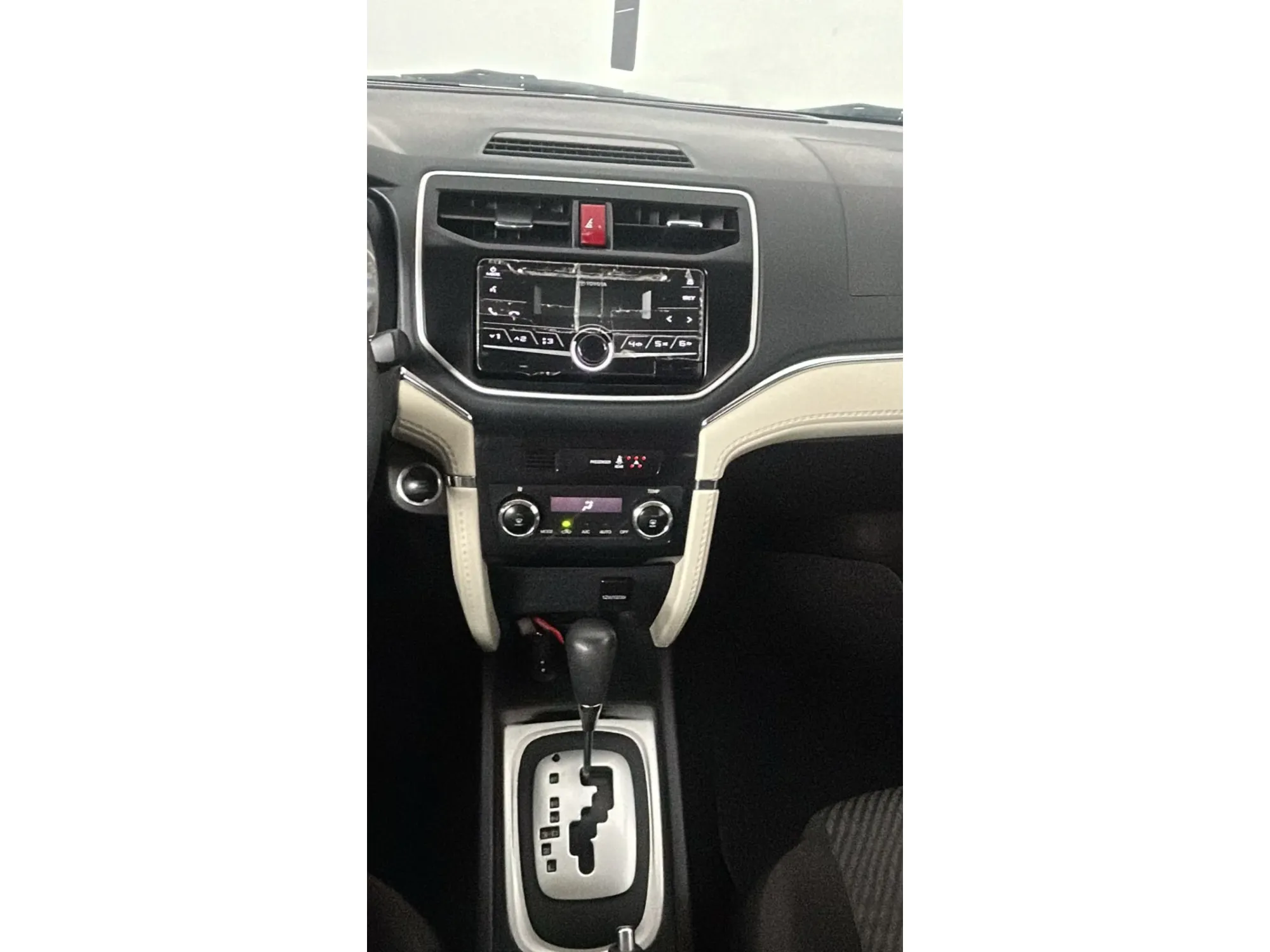 Toyota Rush Standard 2022