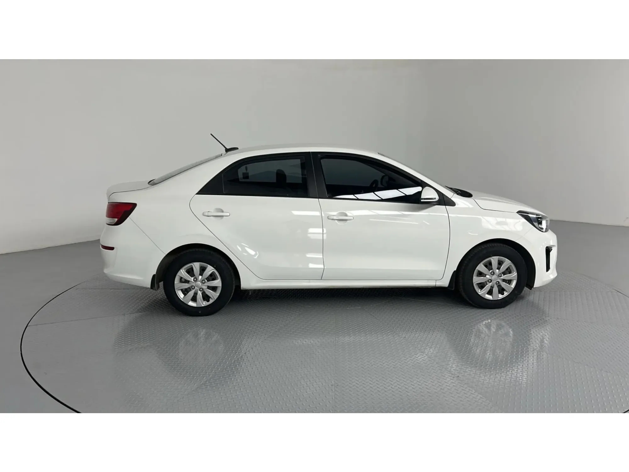 KIA Pegas GL 2026