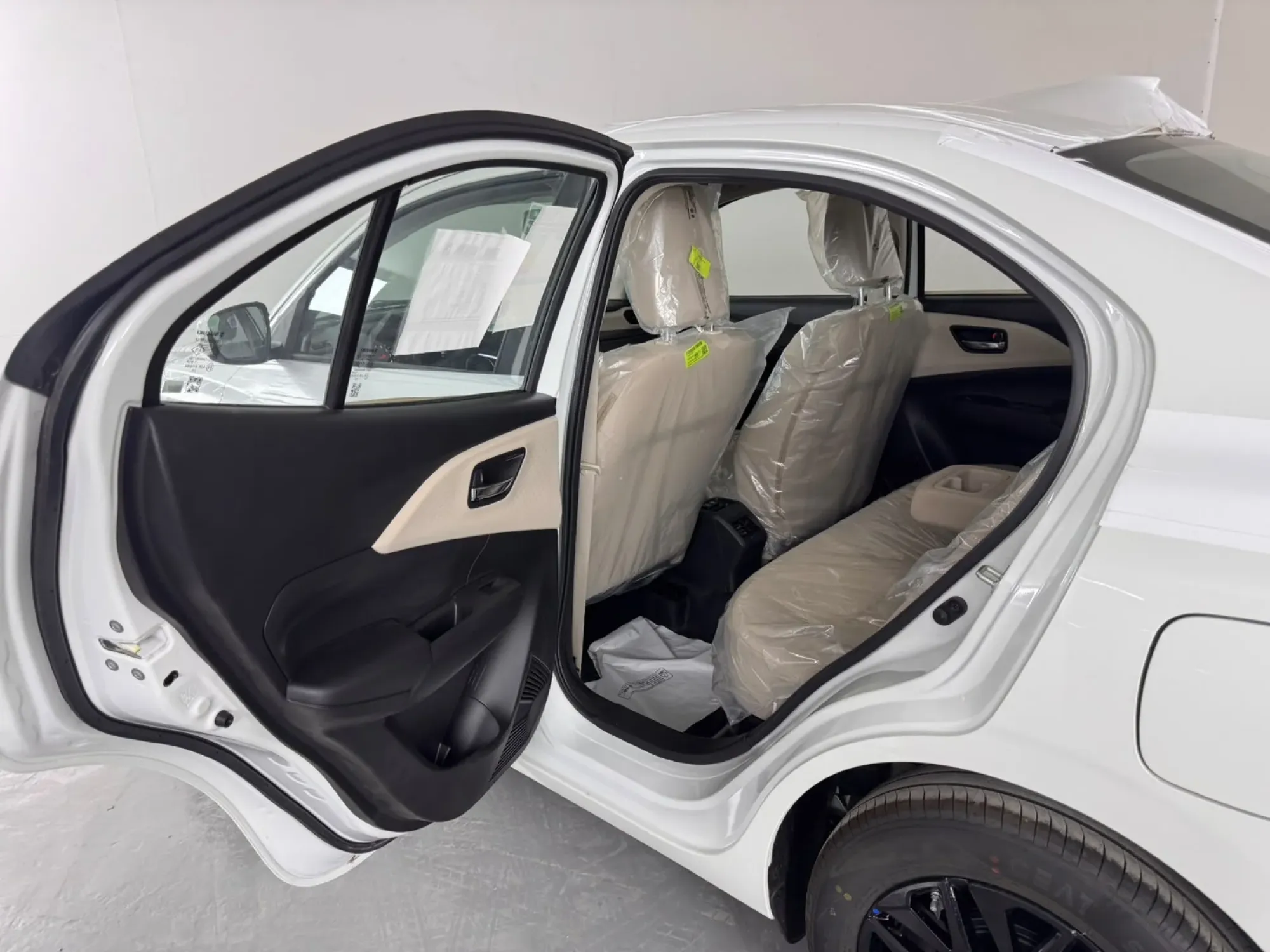 Suzuki Dzire GL 2027