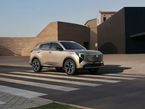 شانجان UNI-S بلاتينيوم 2027