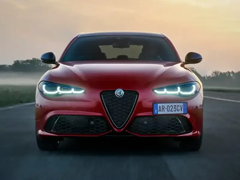 Alfa Romeo GIULIA TRIBUTO 2025 2