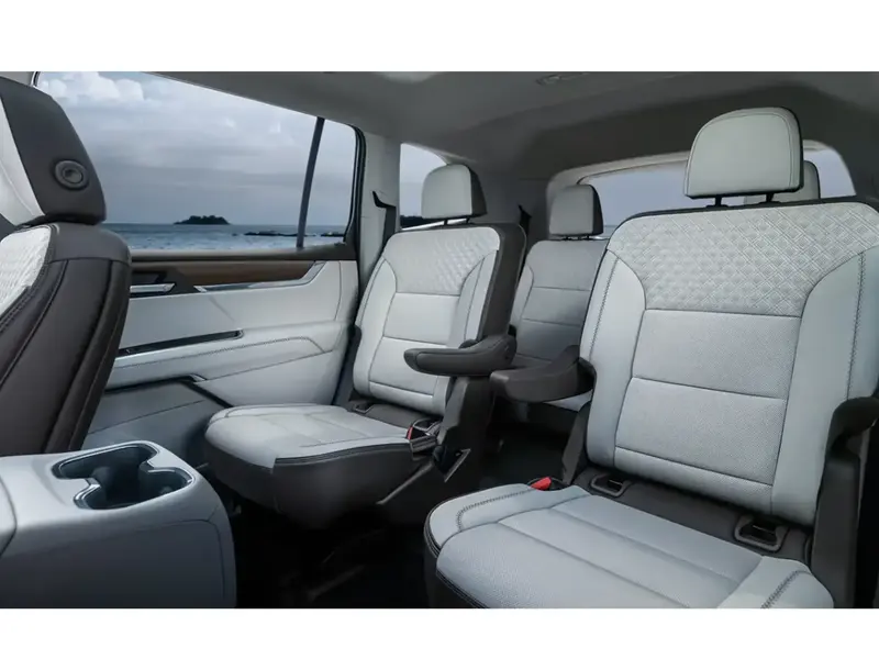GMC Acadia Denali 2026 10