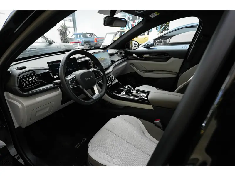 BYD Qin Plus DM-I 2026 12