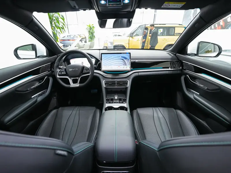 BYD Seal U Luxury Y 2027 6