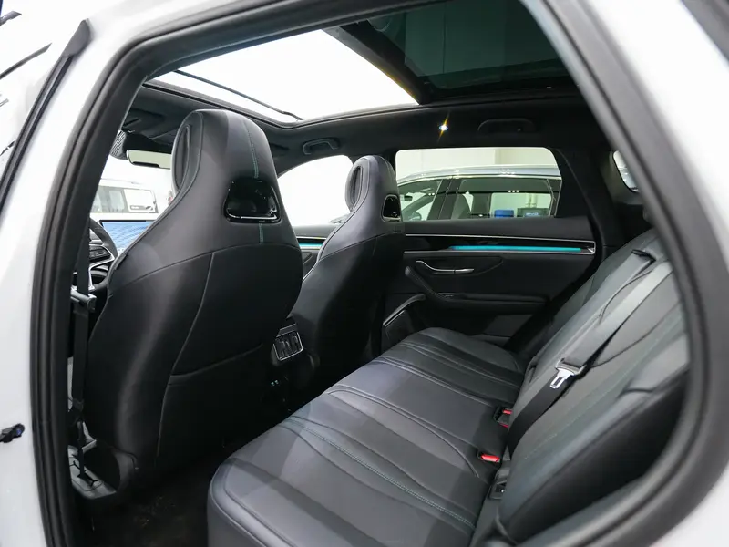BYD Seal U Luxury Y 2027 10