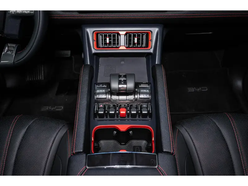 BYD Shark 6 Flagship Edition 2027 12