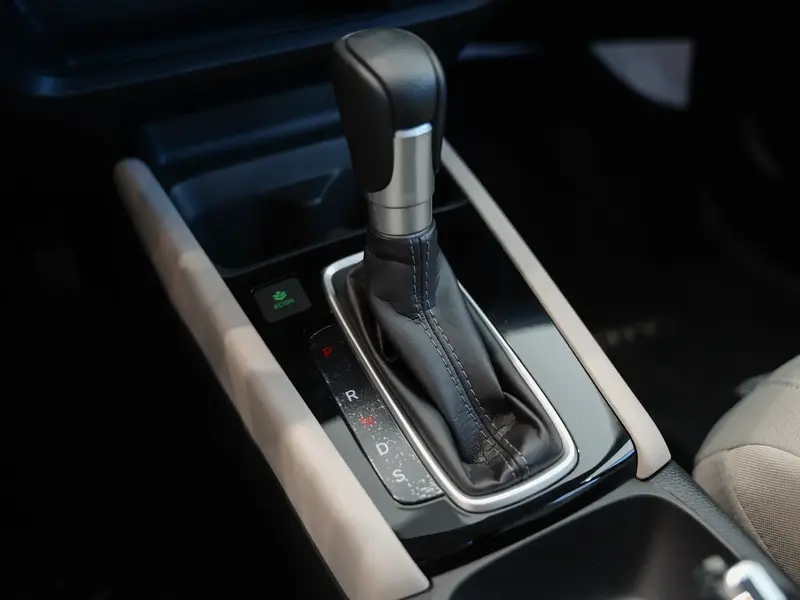 هوندا سيتي LX 2026 10