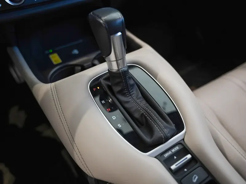 هوندا ZRV EX 2025 8