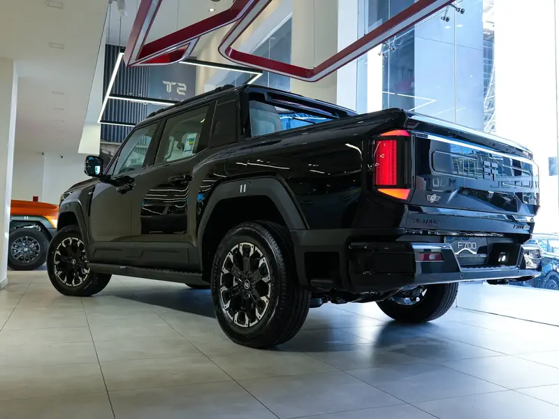 جيتور F700 PHEV 2027 4