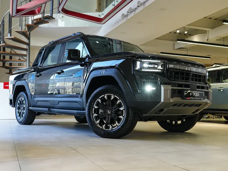 جيتور F700 PHEV 2027 3
