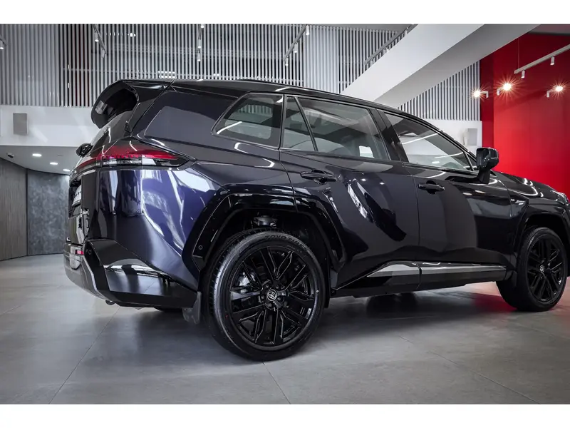 Toyota RAV4 AWD Limited 2026 3