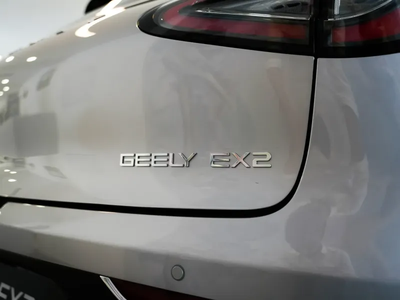 جيلي EX2 EV 2026 6
