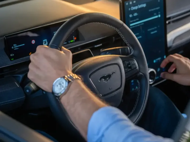 فورد موستانج Mach-E GT AWD 2025 6
