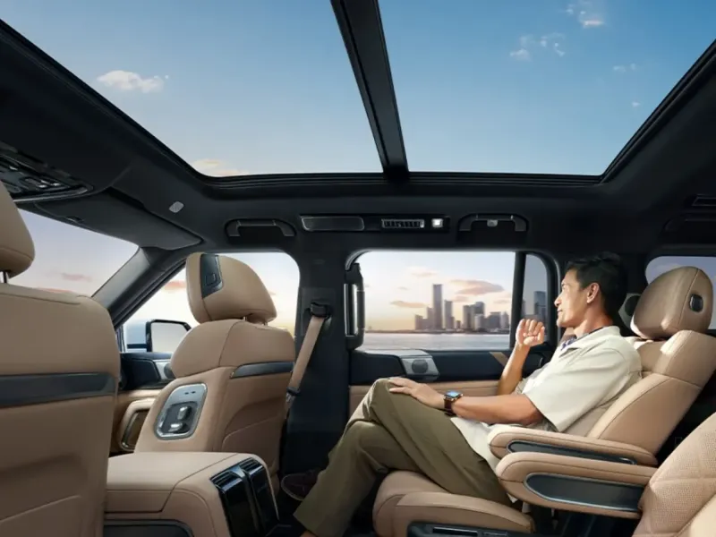 Denza B8 6 SEATS 2027 3