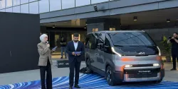 كيا PV5 تنطلق في الوكالة بحضور فريق موتري