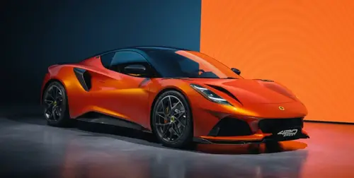 ما الذي يميز 420 Sport أقوى وأخف نسخة من طراز لوتس إيميرا؟ 