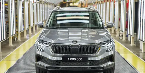 سكودا تحتفل بإنتاج السيارة رقم مليون من طراز كاروك