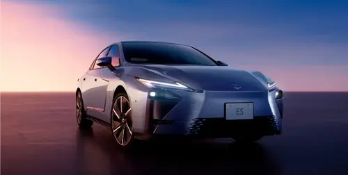 لكزس تطلق ES الجديدة في الشرق الأوسط