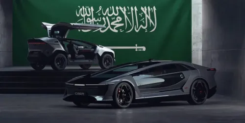 ولي العهد يطلق سيارة إكزوبوت أولى سيارات العلامة المحلية سير