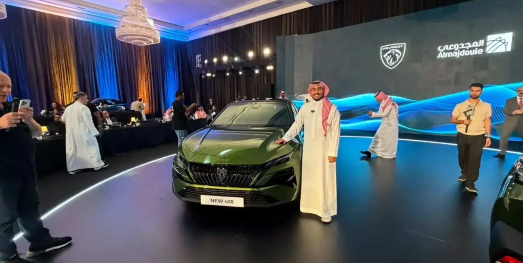 تدشين بيجو 408 2027 لأول مرة في السعودية بحضور فريق موتري