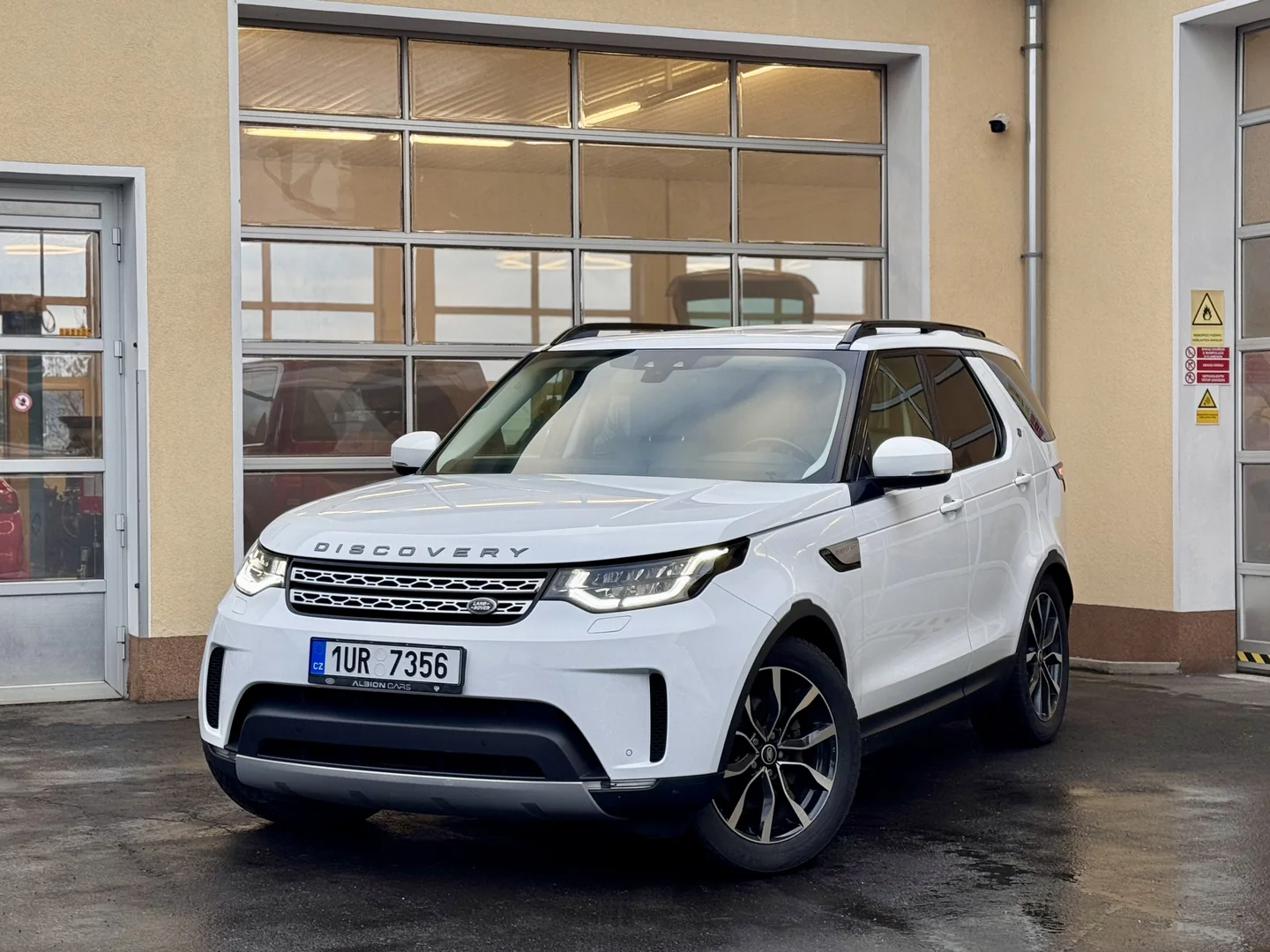 Land Rover Discovery 2019 - Váš Volant