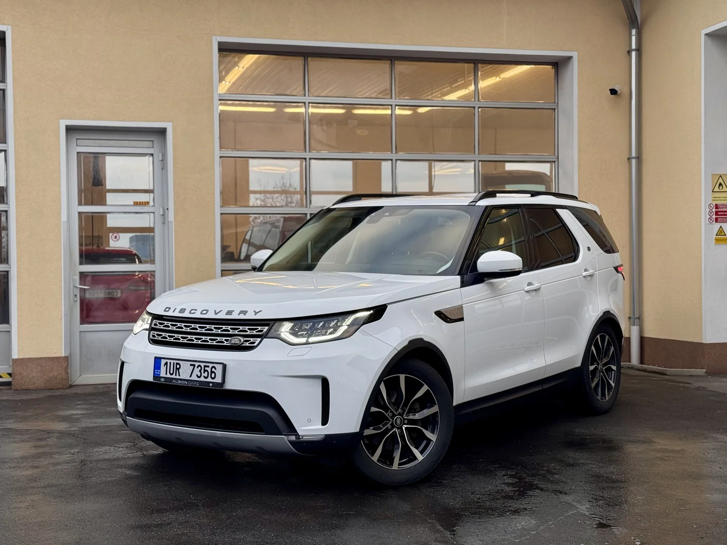 Land Rover Discovery 2019 - Váš Volant