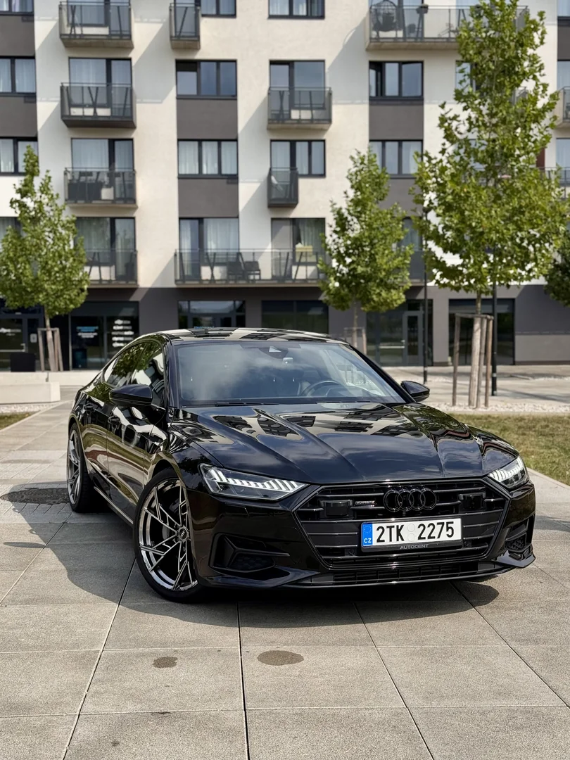 Audi A7 2022 - Váš Volant