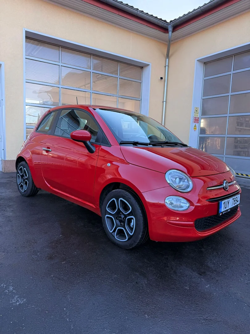 Fiat 500 2022 - Váš Volant