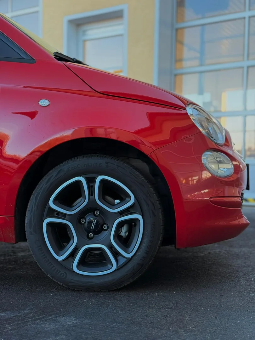 Fiat 500 2022 - Váš Volant